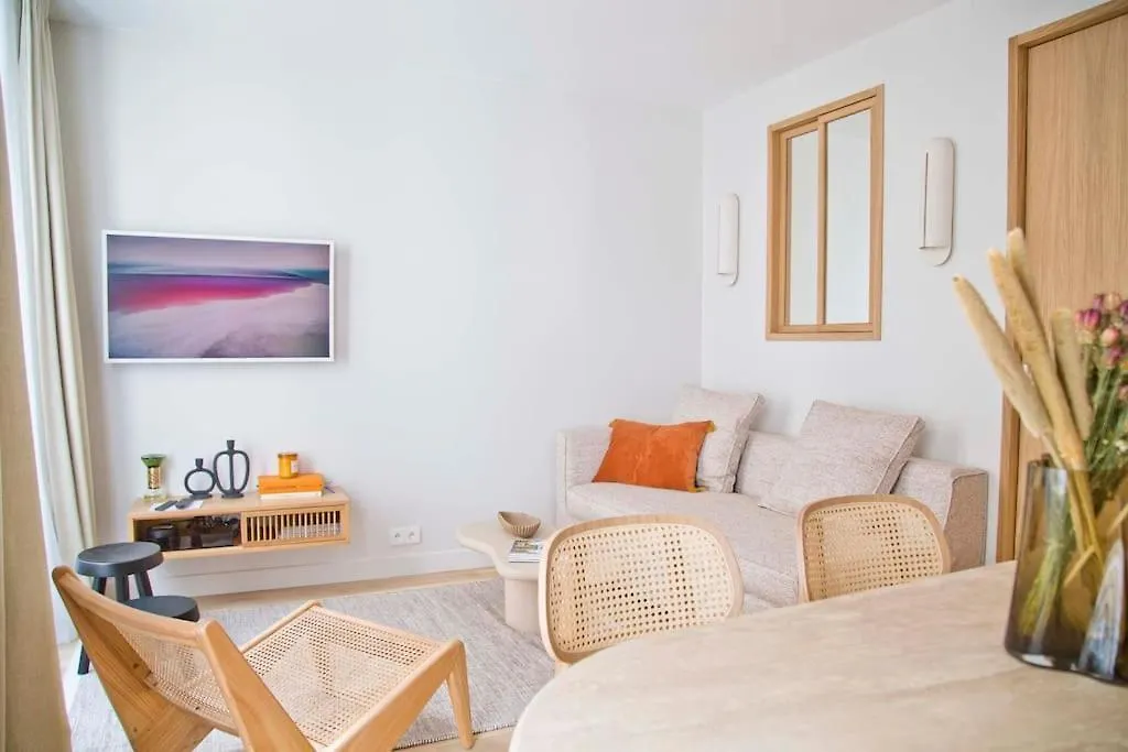 Wonderful Luxury And Design In Mouffetard * Париж