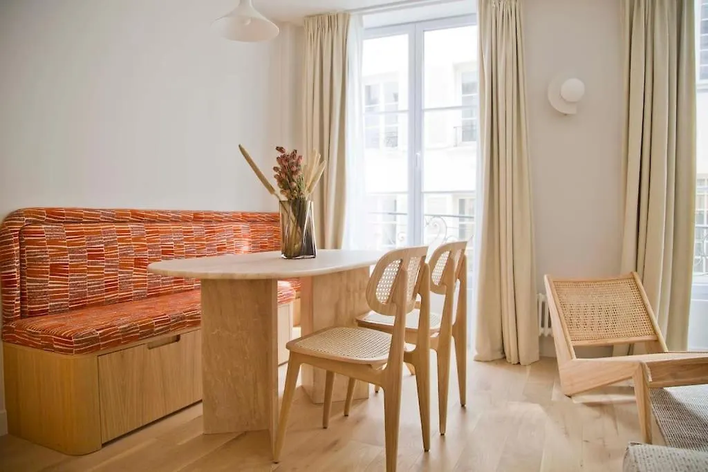 Wonderful Luxury And Design In Mouffetard Daire